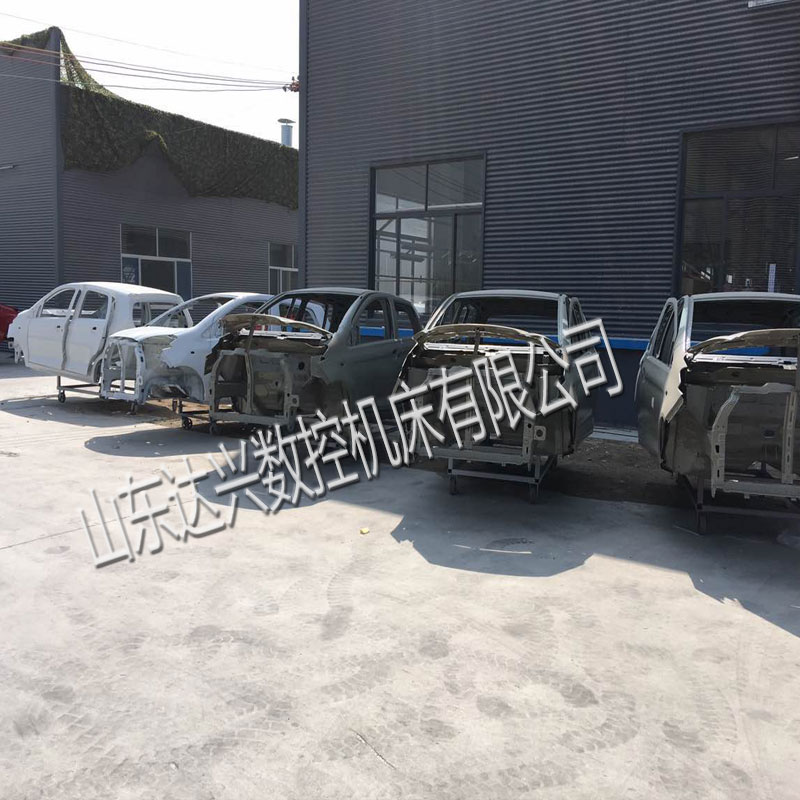 1662010865165481.jpg 汽車外殼拉伸.jpg