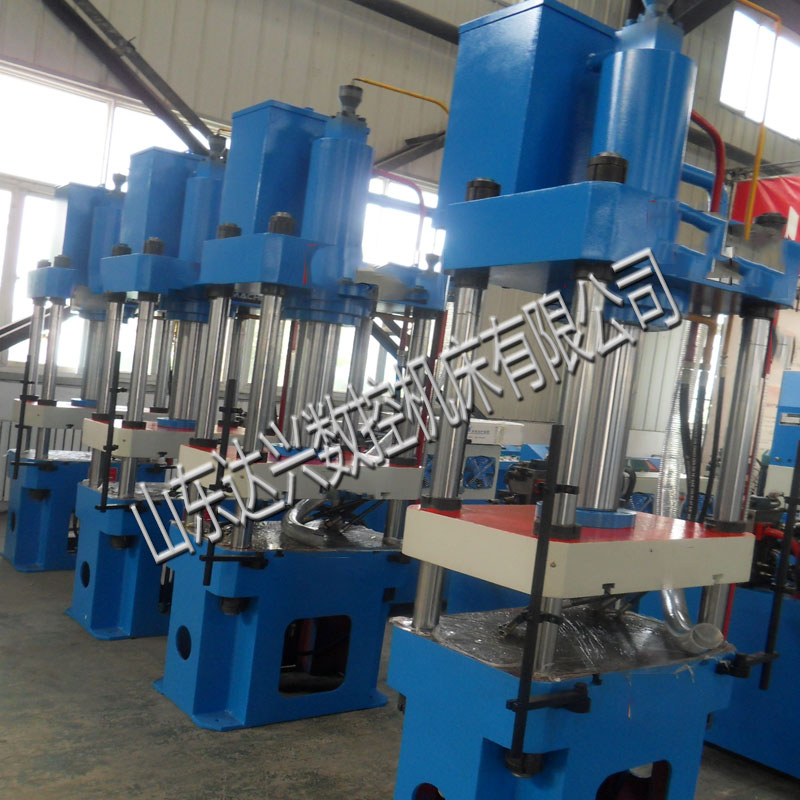 廣東廣州客戶(hù)定制8臺(tái)60噸四柱三粱成型液壓機(jī)