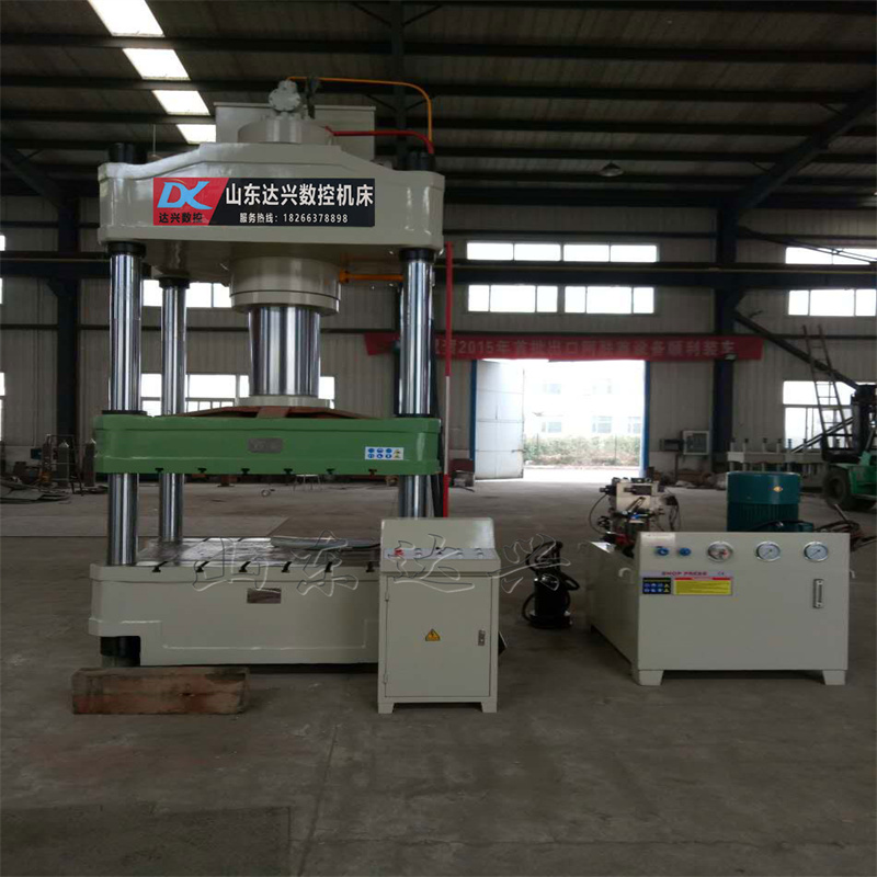 400噸不銹鋼水箱拉伸成型四柱液壓機(jī)